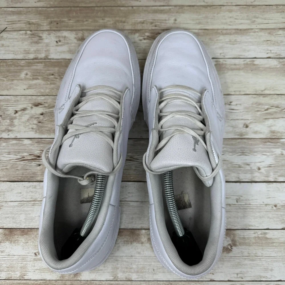 Nike low profile